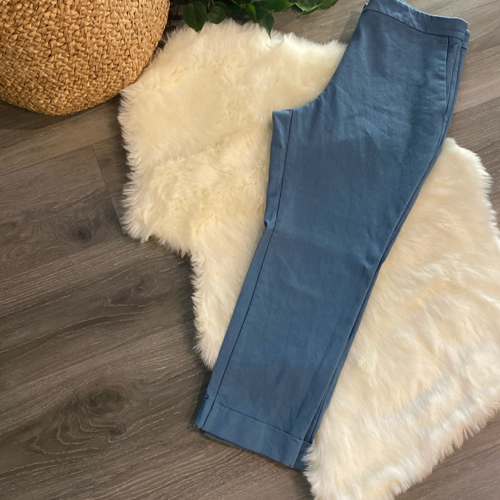 Cuffed Ankle Pant